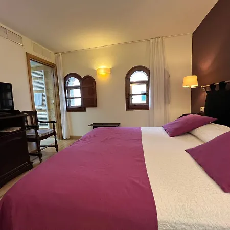 Hotell Cardenal Ram 3*